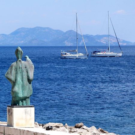 Apartments And Rooms By The Sea Sucuraj, Hvar - 4029 Exterior foto